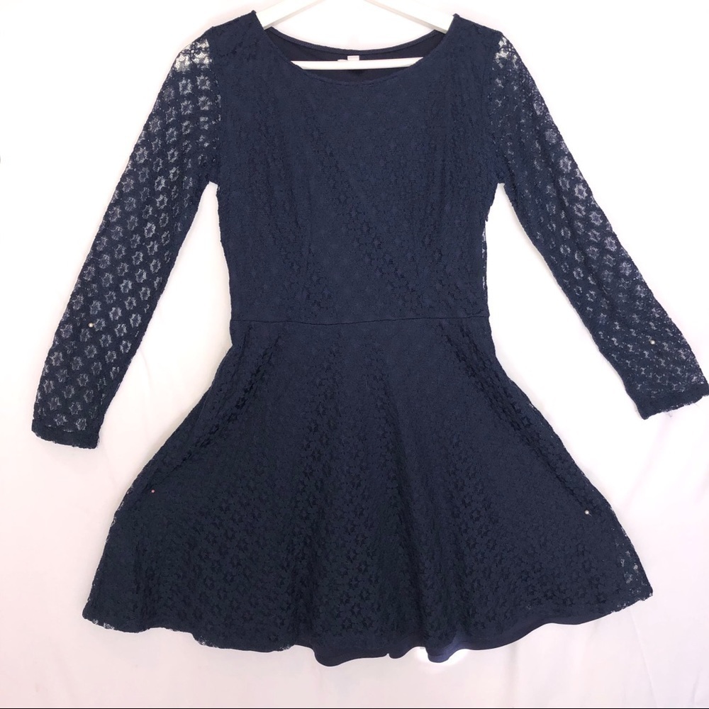 "C"  Lace long sleeve dress